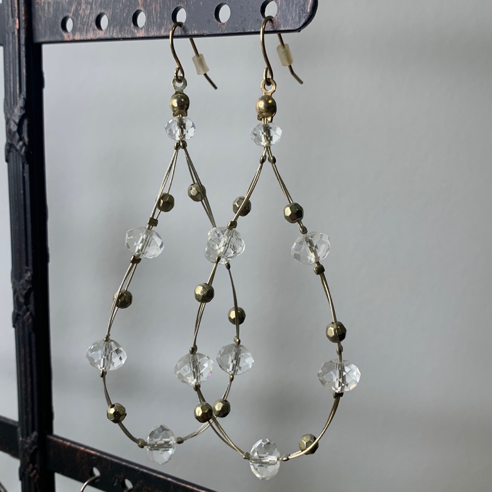 STUNNING chandelier earrings